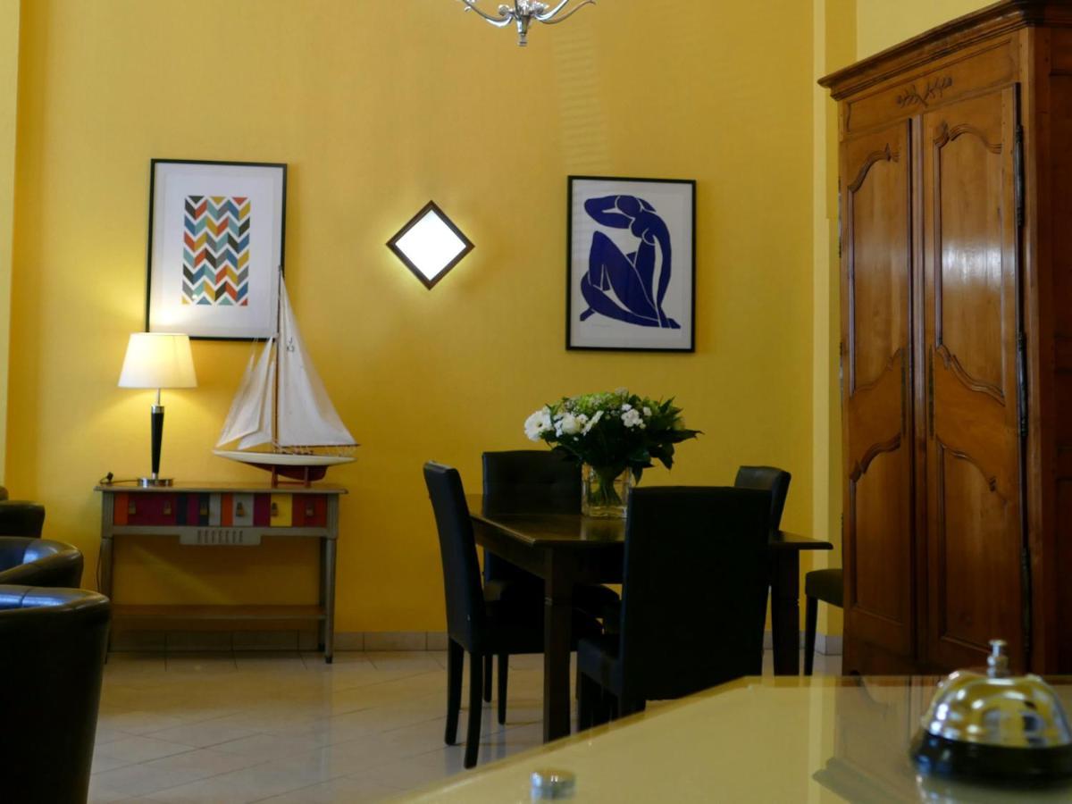 Hotel Berlioz Euroairport Basel - Mulhouse - Freiburg แซ็ง-ลุยส์ ภายนอก รูปภาพ