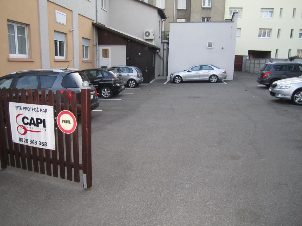 Hotel Berlioz Euroairport Basel - Mulhouse - Freiburg แซ็ง-ลุยส์ ภายนอก รูปภาพ
